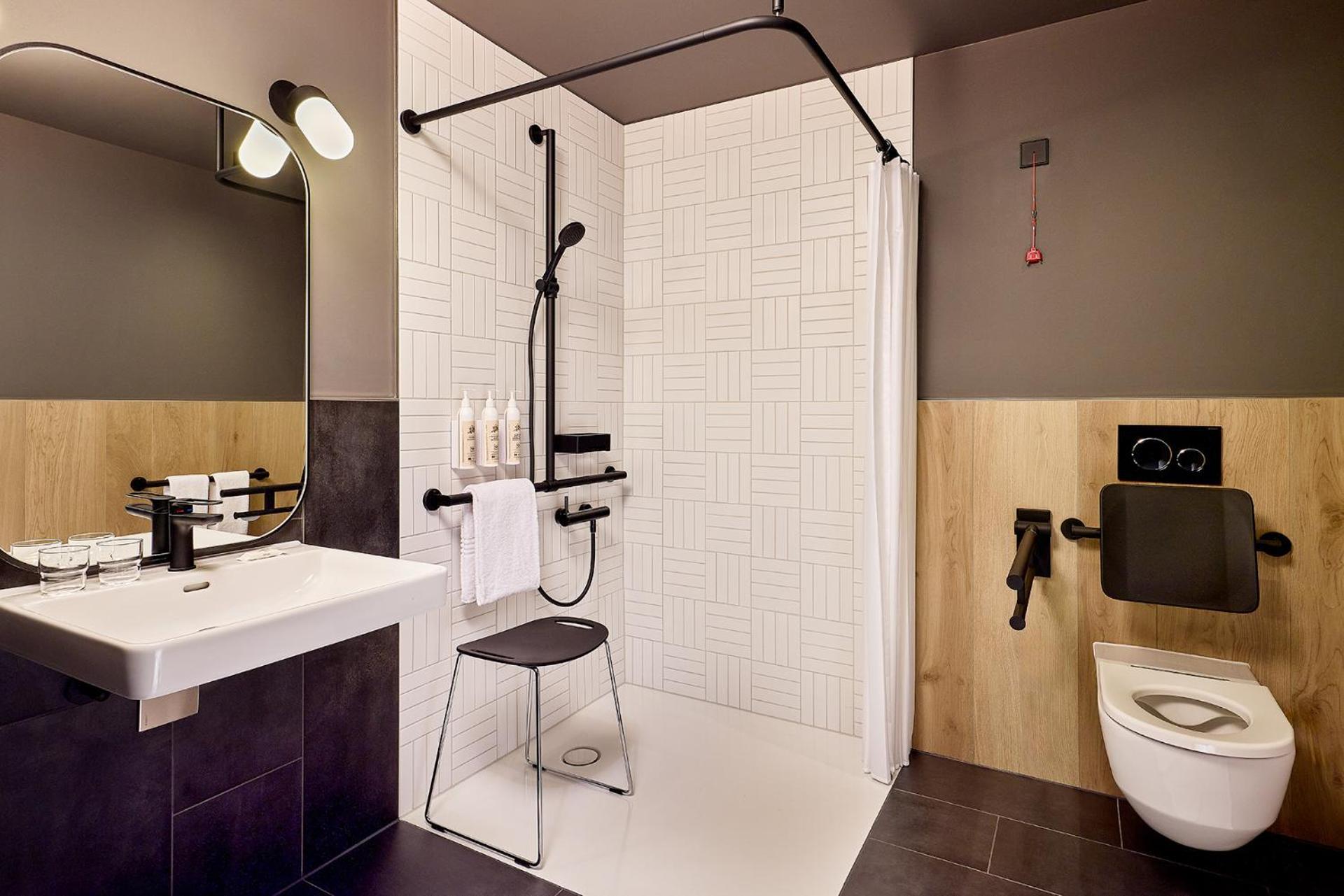 Hotel Moxy Luxembourg Airport Niederanven Exteriér fotografie