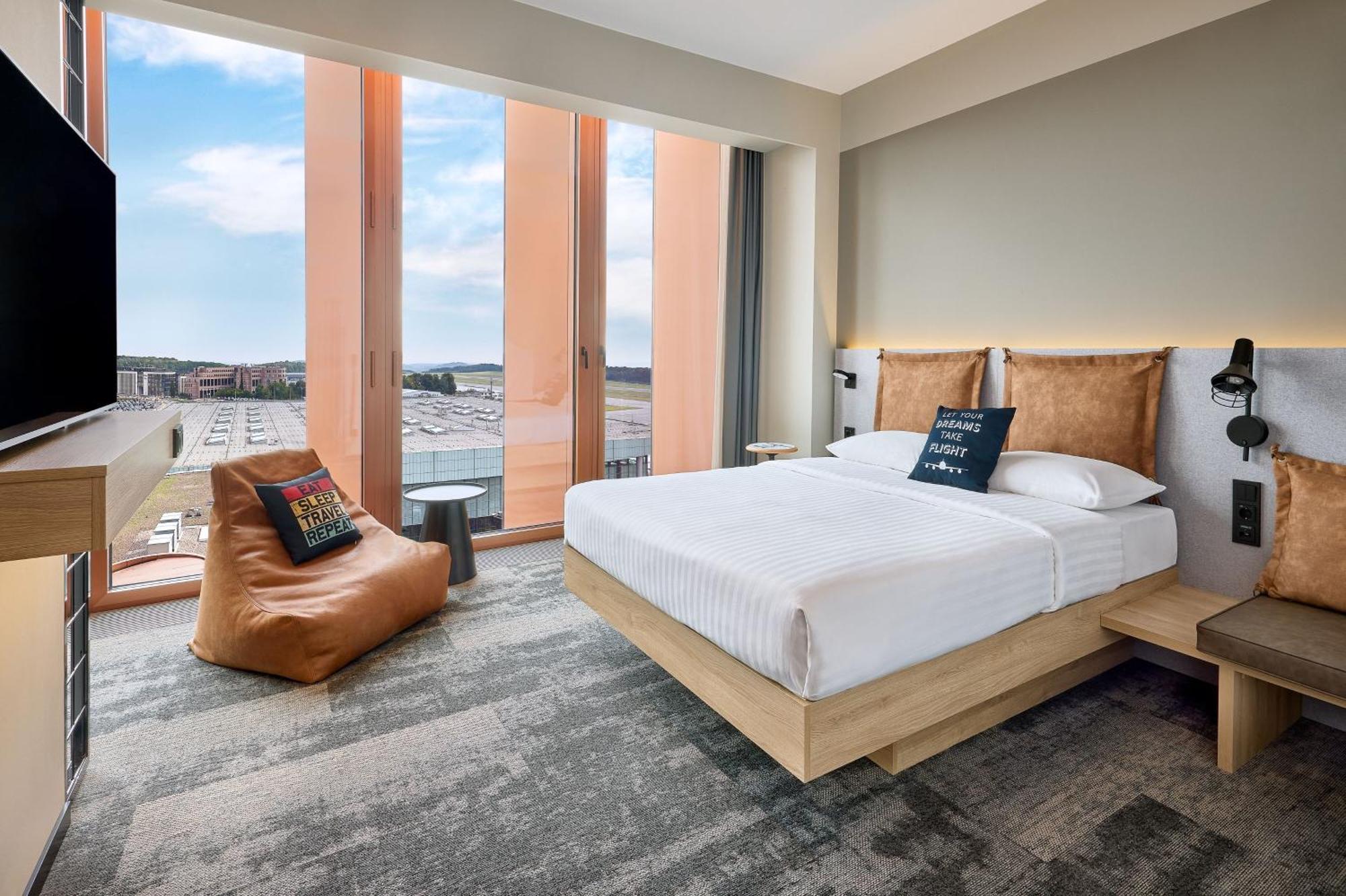 Hotel Moxy Luxembourg Airport Niederanven Exteriér fotografie