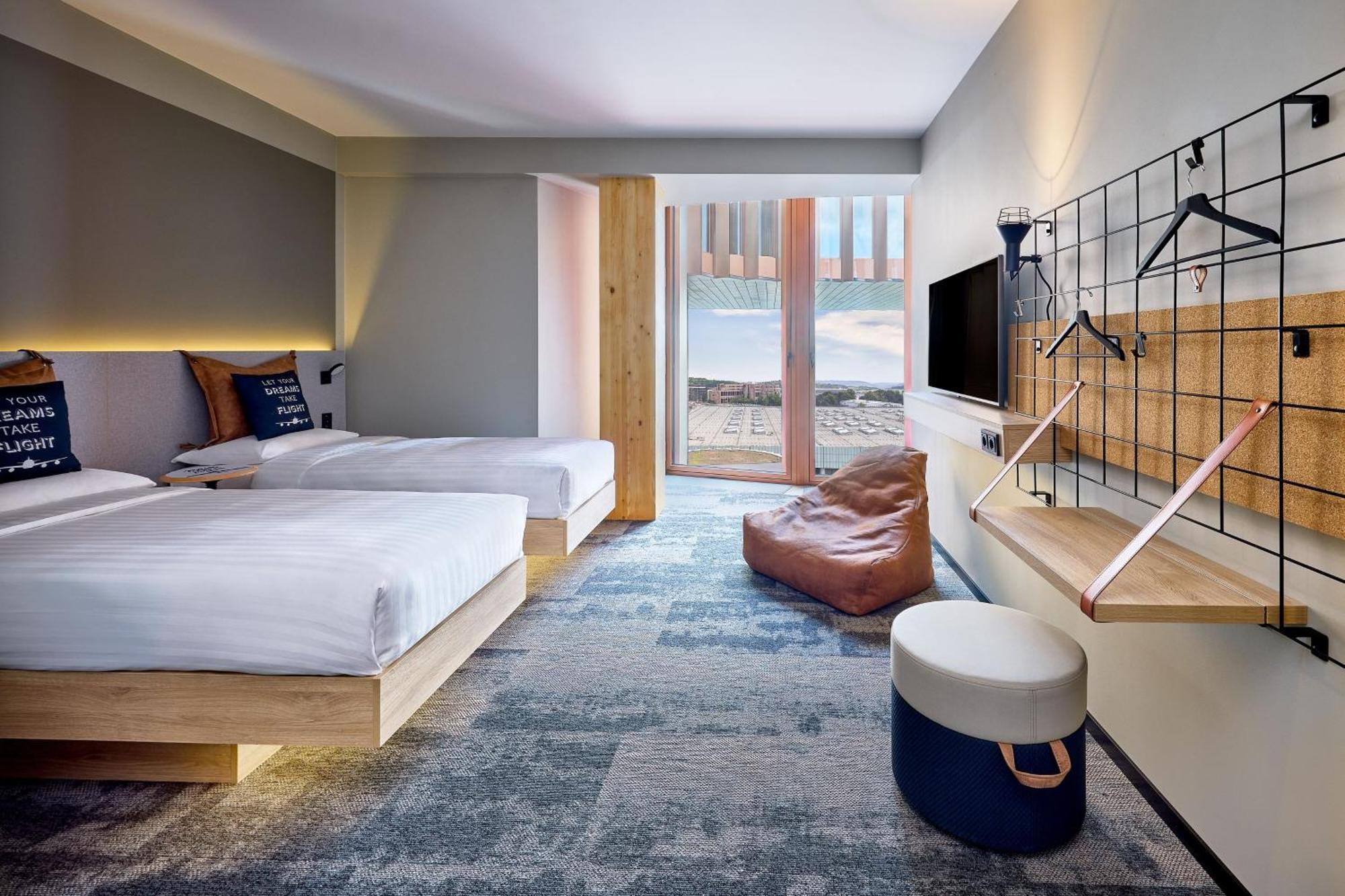 Hotel Moxy Luxembourg Airport Niederanven Exteriér fotografie