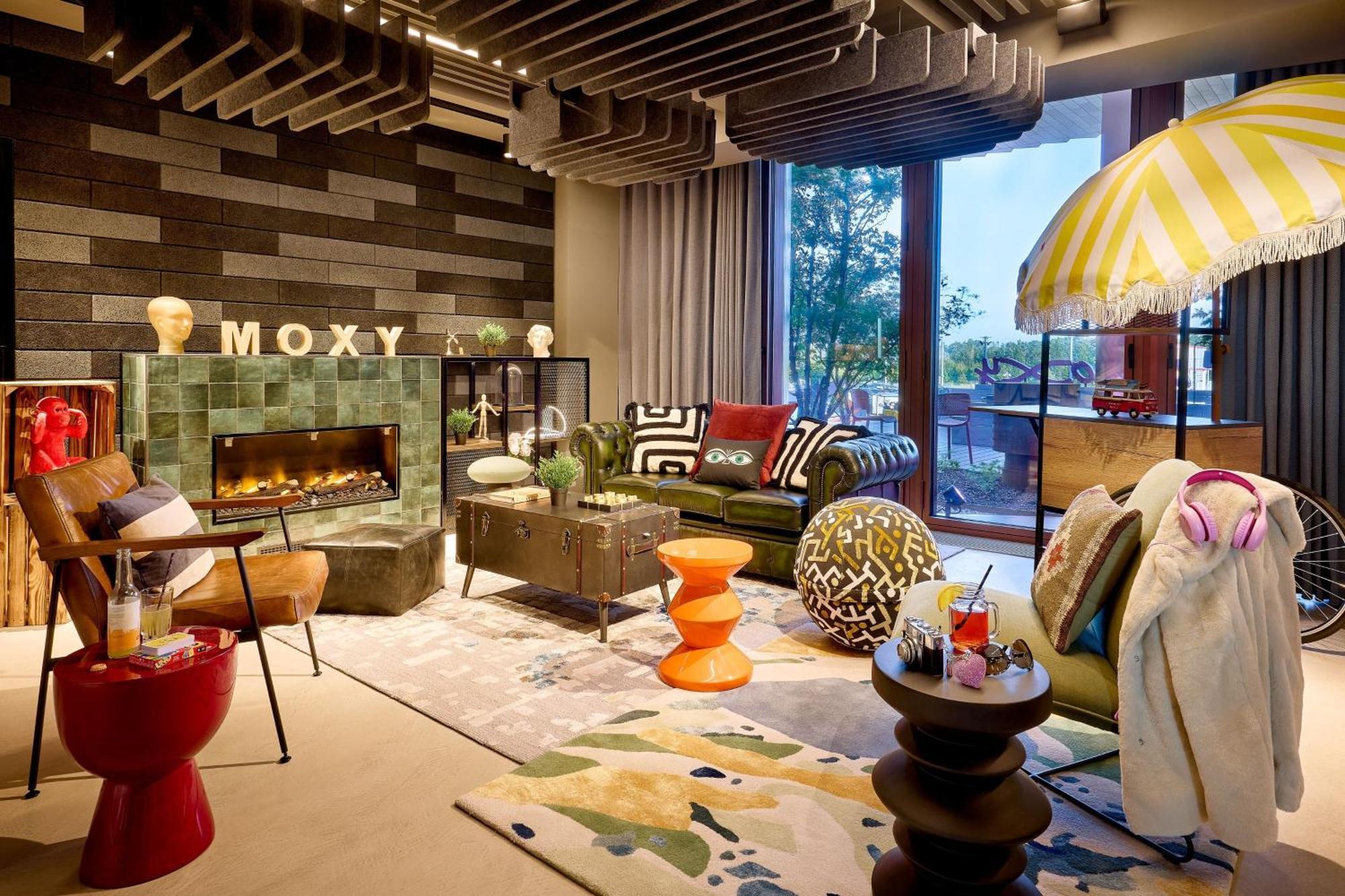 Hotel Moxy Luxembourg Airport Niederanven Exteriér fotografie